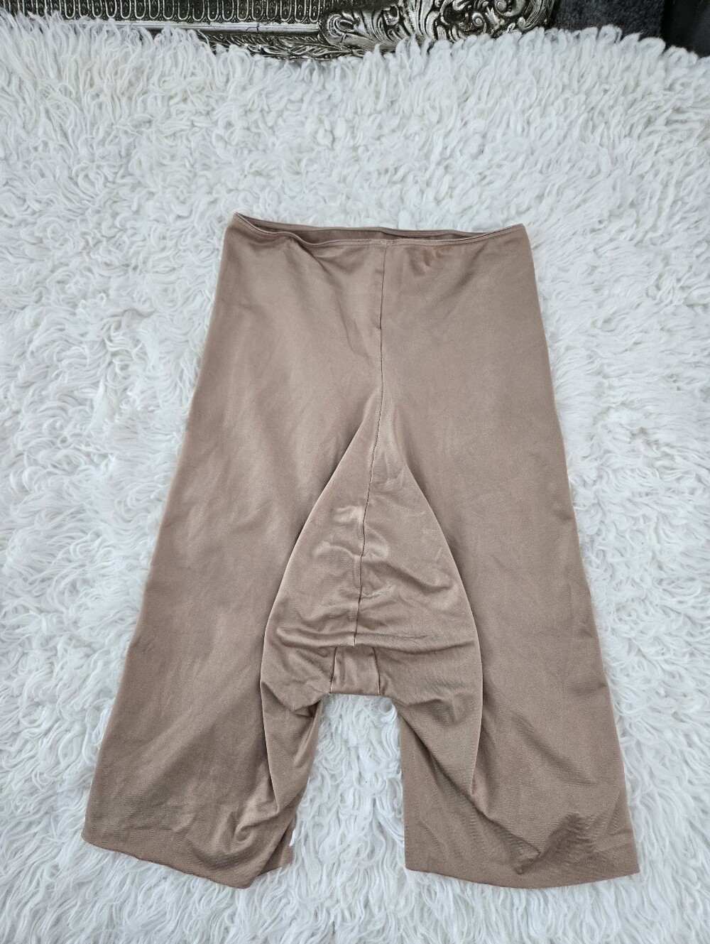 Spanx high-waisted mid-thigh shaper. Size XL. - Picture 3 of 6